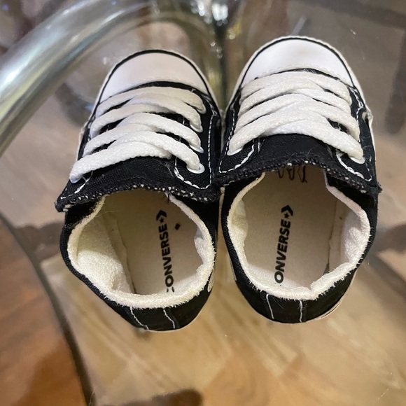 Baby Converse - Picture 2 of 4